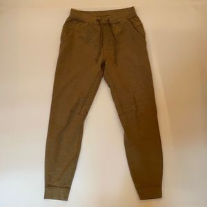 Lululemon joggers - medium